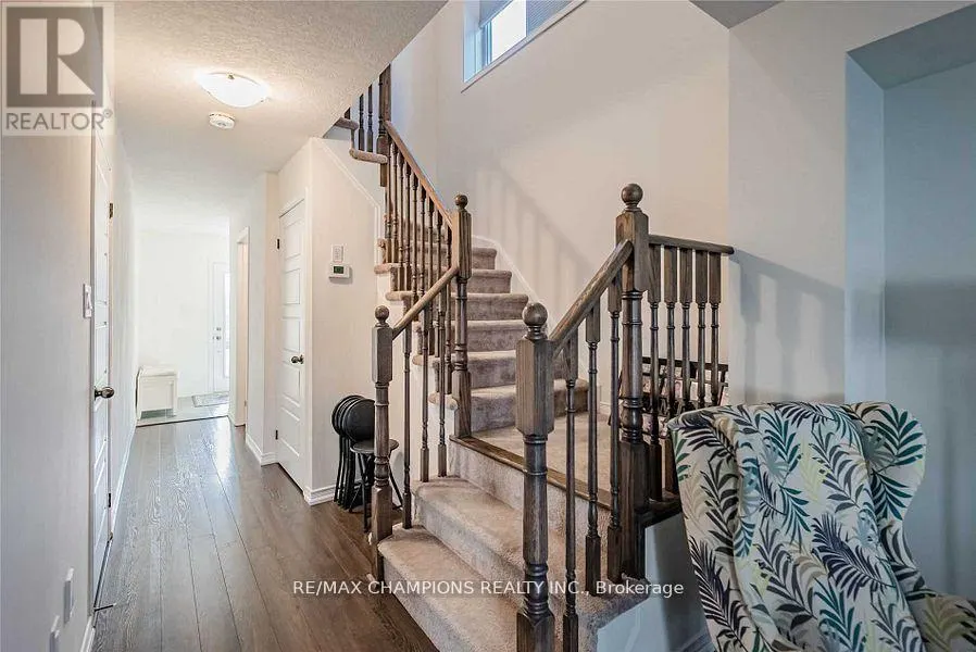 7732 WHITE PINE CRESCENT