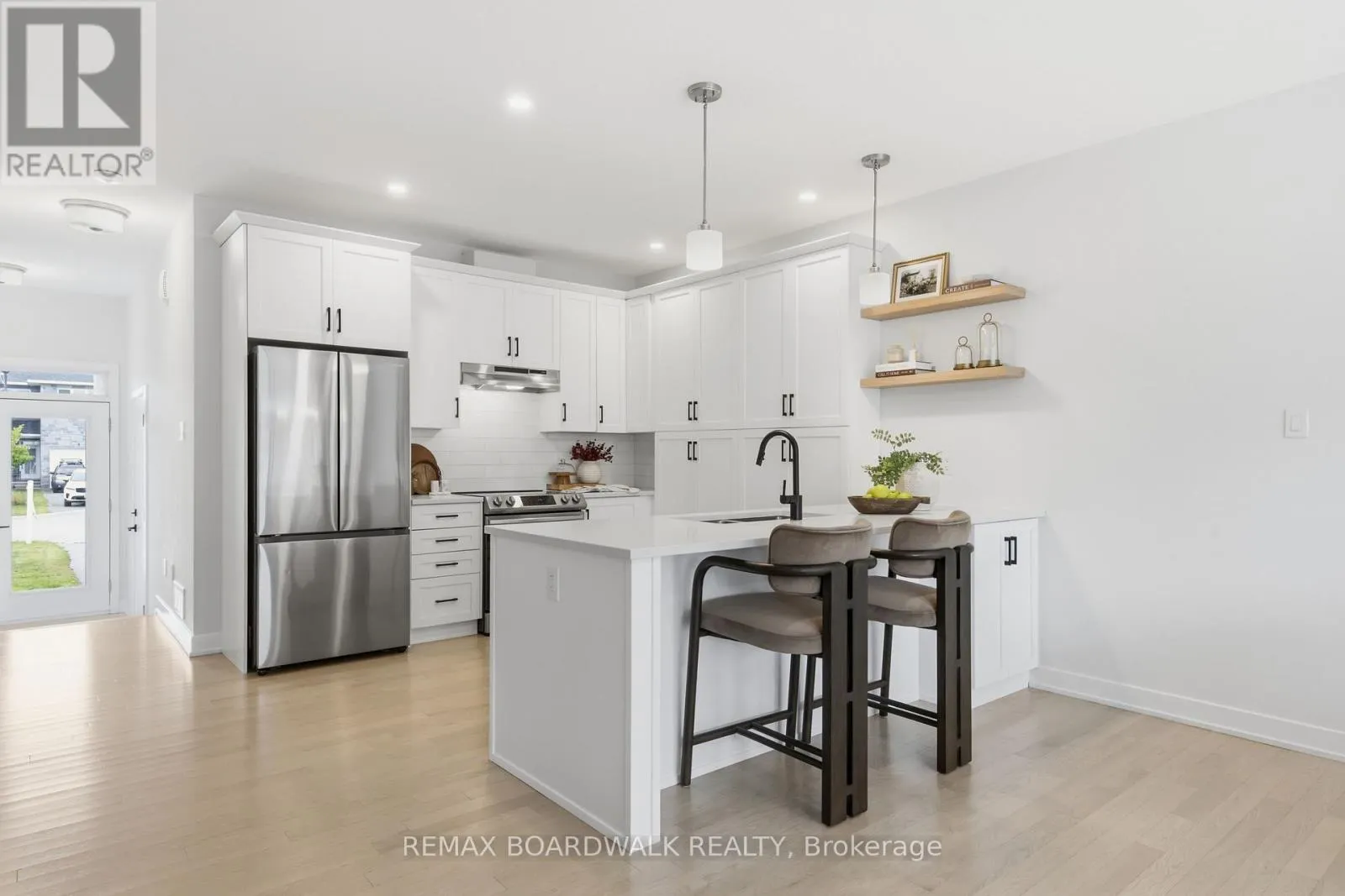 5 MORRALL COURT