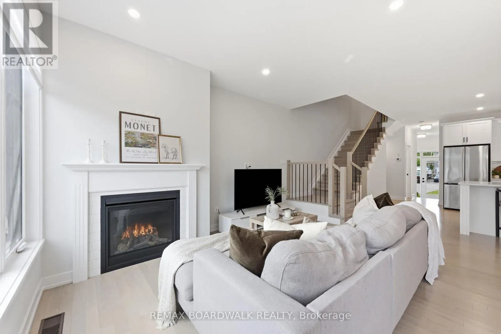 5 MORRALL COURT