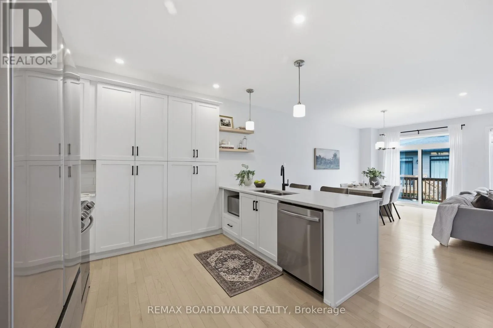 5 MORRALL COURT