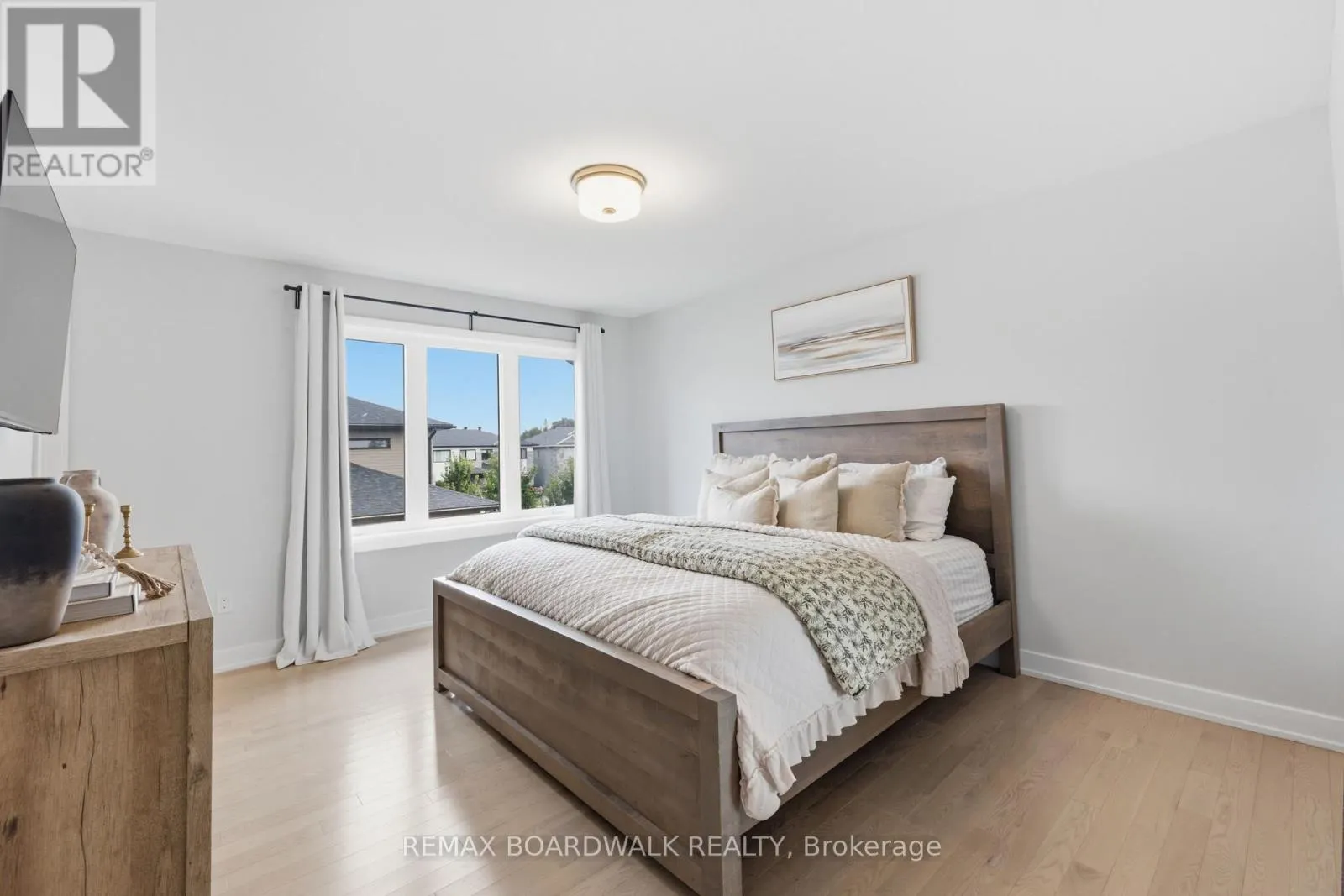 5 MORRALL COURT