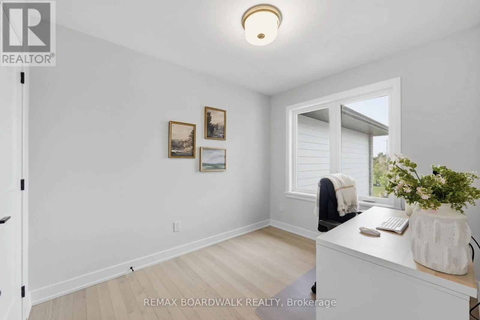 5 MORRALL COURT