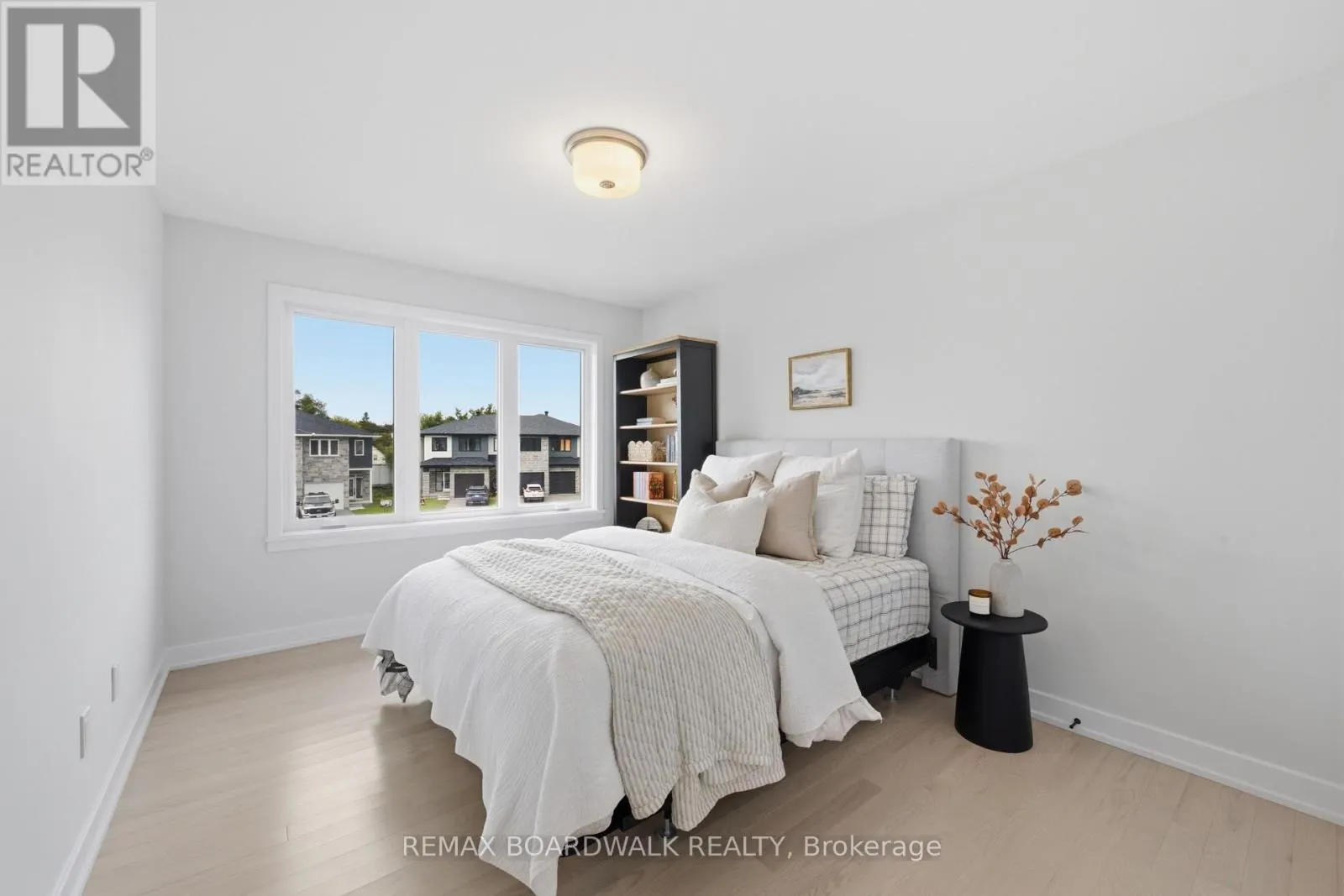 5 MORRALL COURT