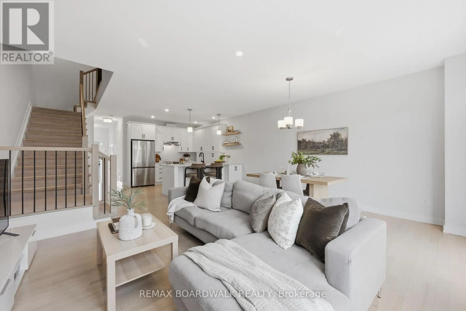 5 MORRALL COURT