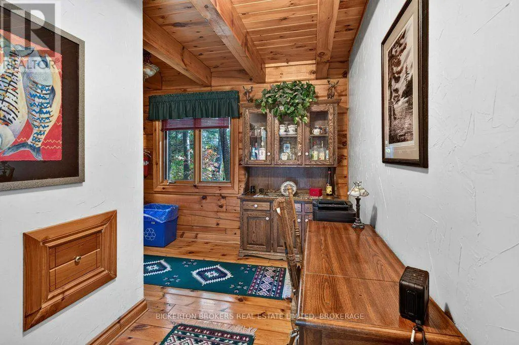 924 BLUE RUN LANE