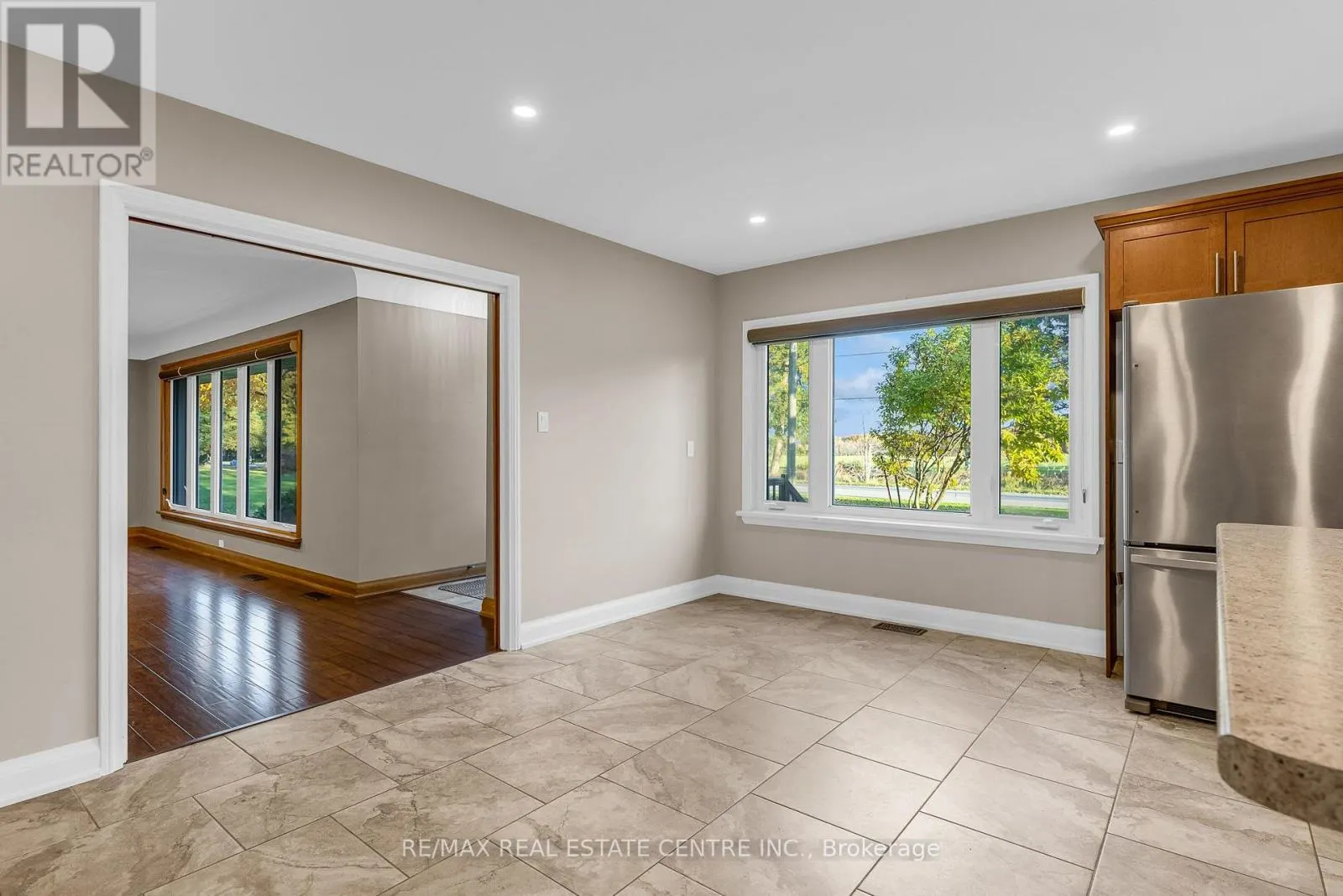2347 GUYATT ROAD
