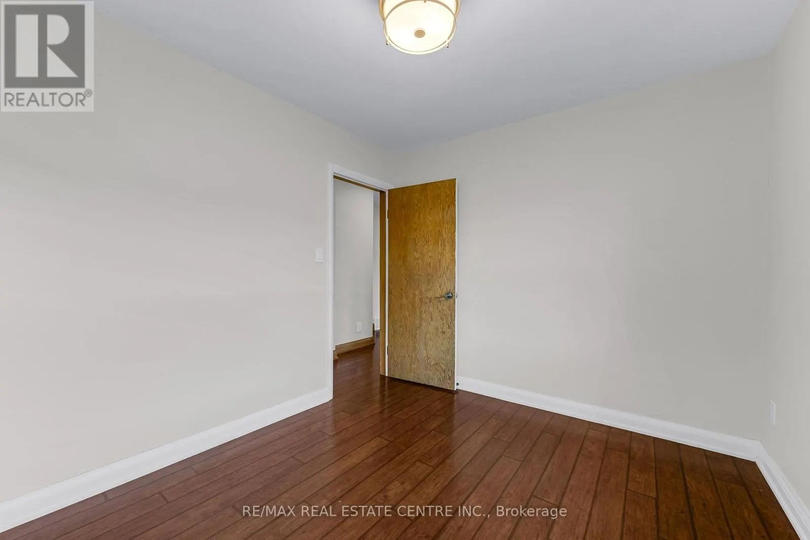2347 GUYATT ROAD