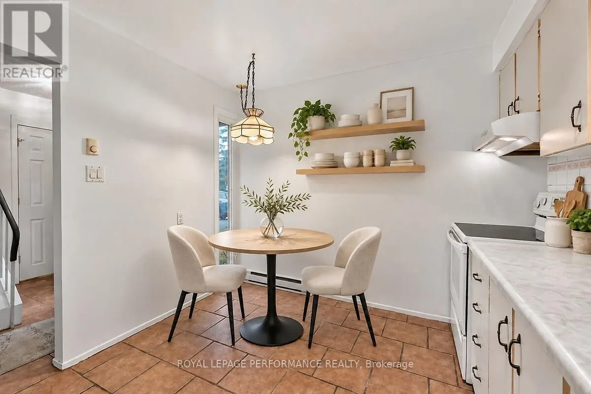 23 - 52 COMPATA WAY