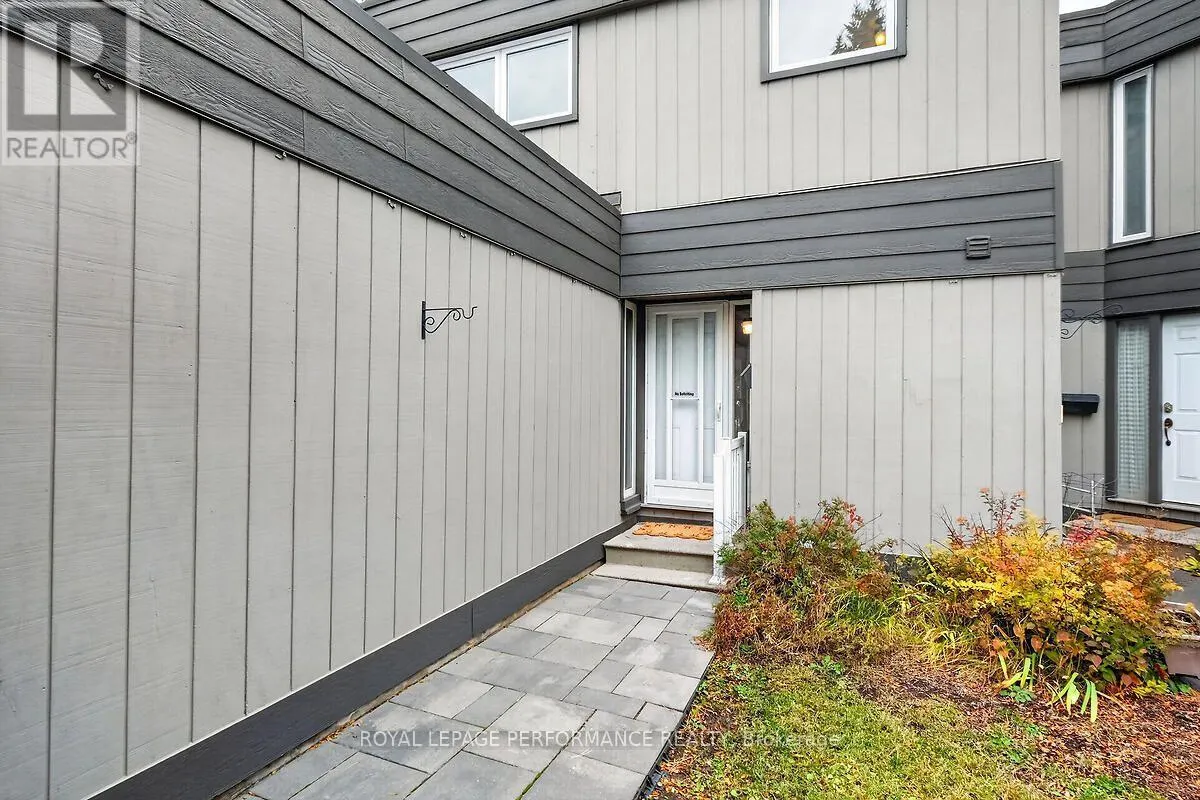 23 - 52 COMPATA WAY