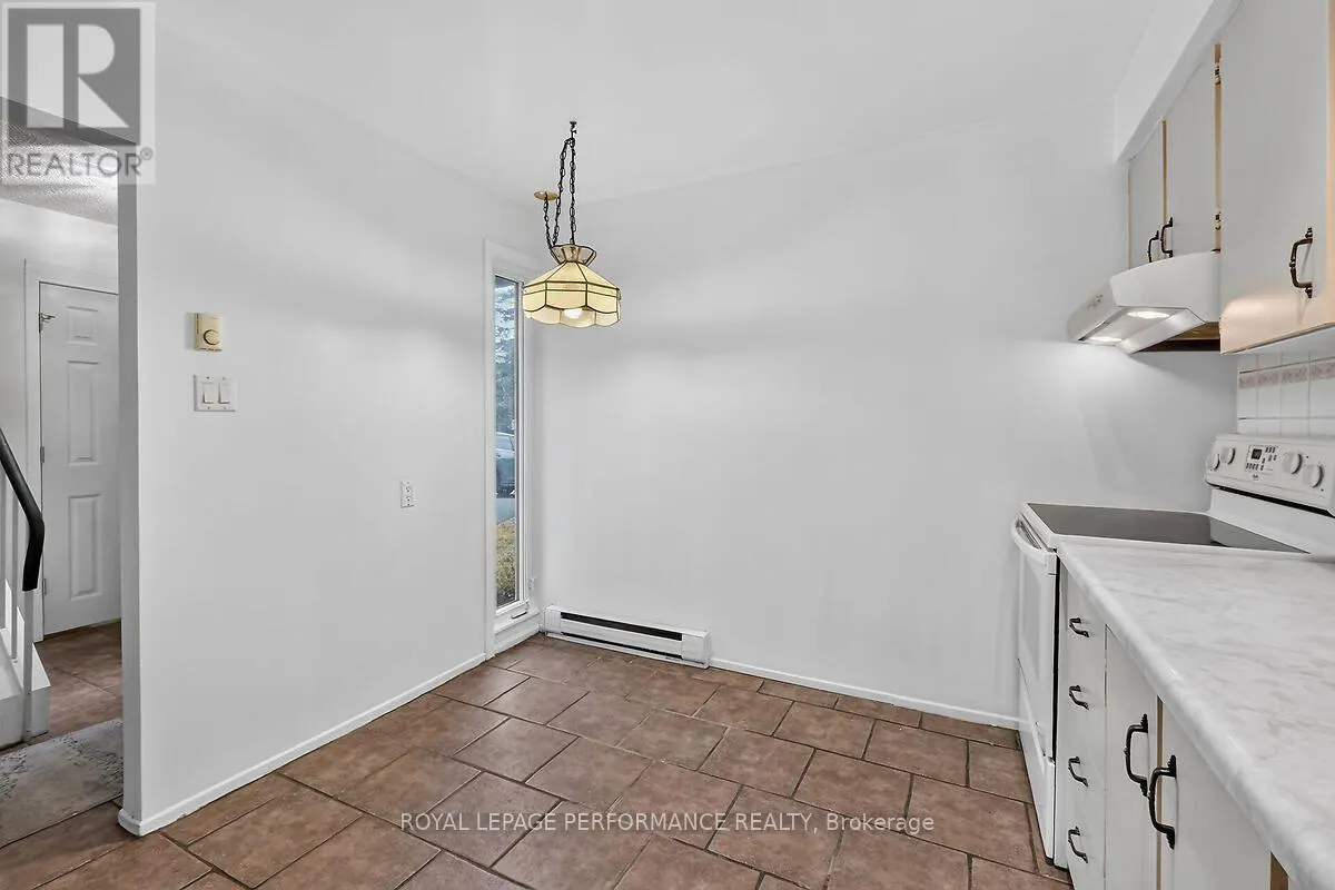 23 - 52 COMPATA WAY