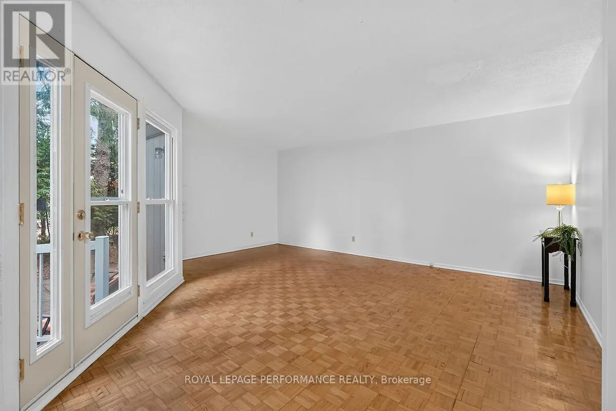 23 - 52 COMPATA WAY