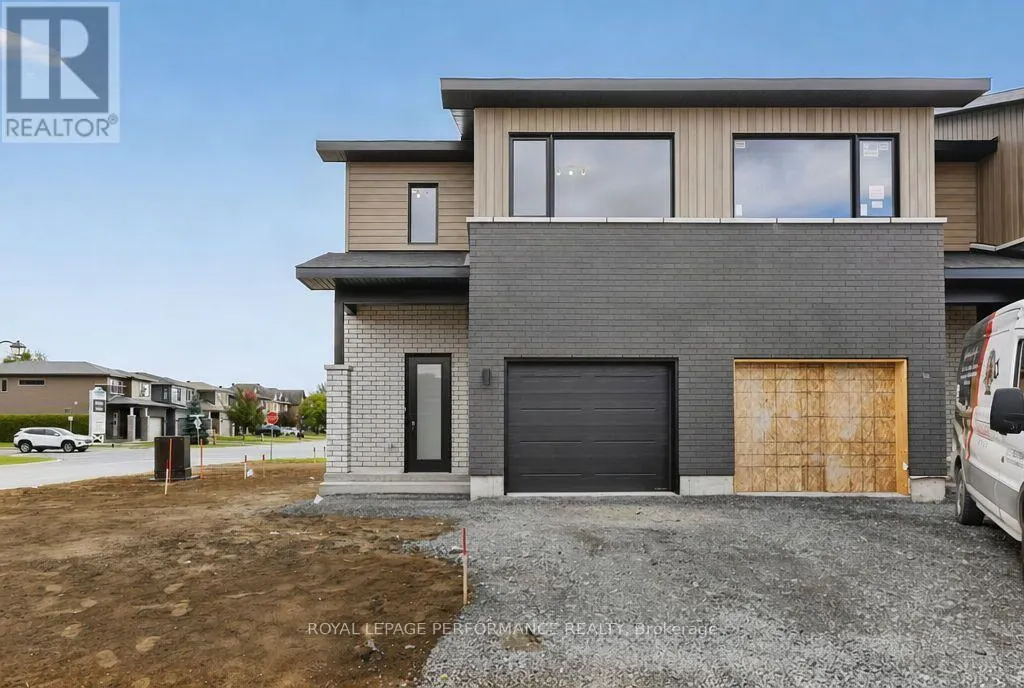 2473 GRAY CRESCENT