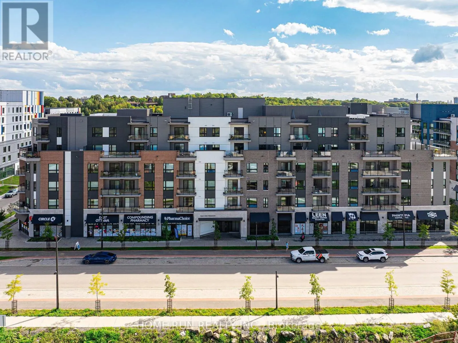 320 - 1350 HEMLOCK ROAD