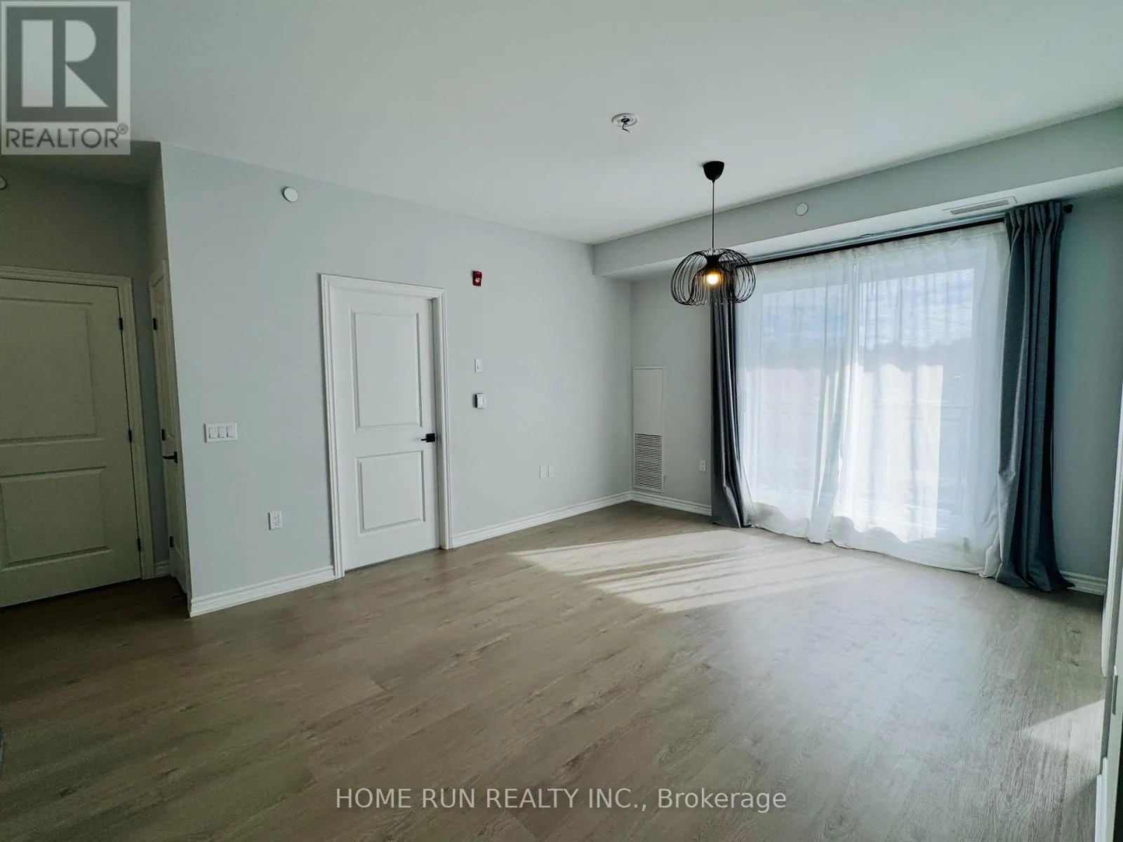 320 - 1350 HEMLOCK ROAD