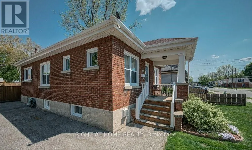 333 RAWDON STREET