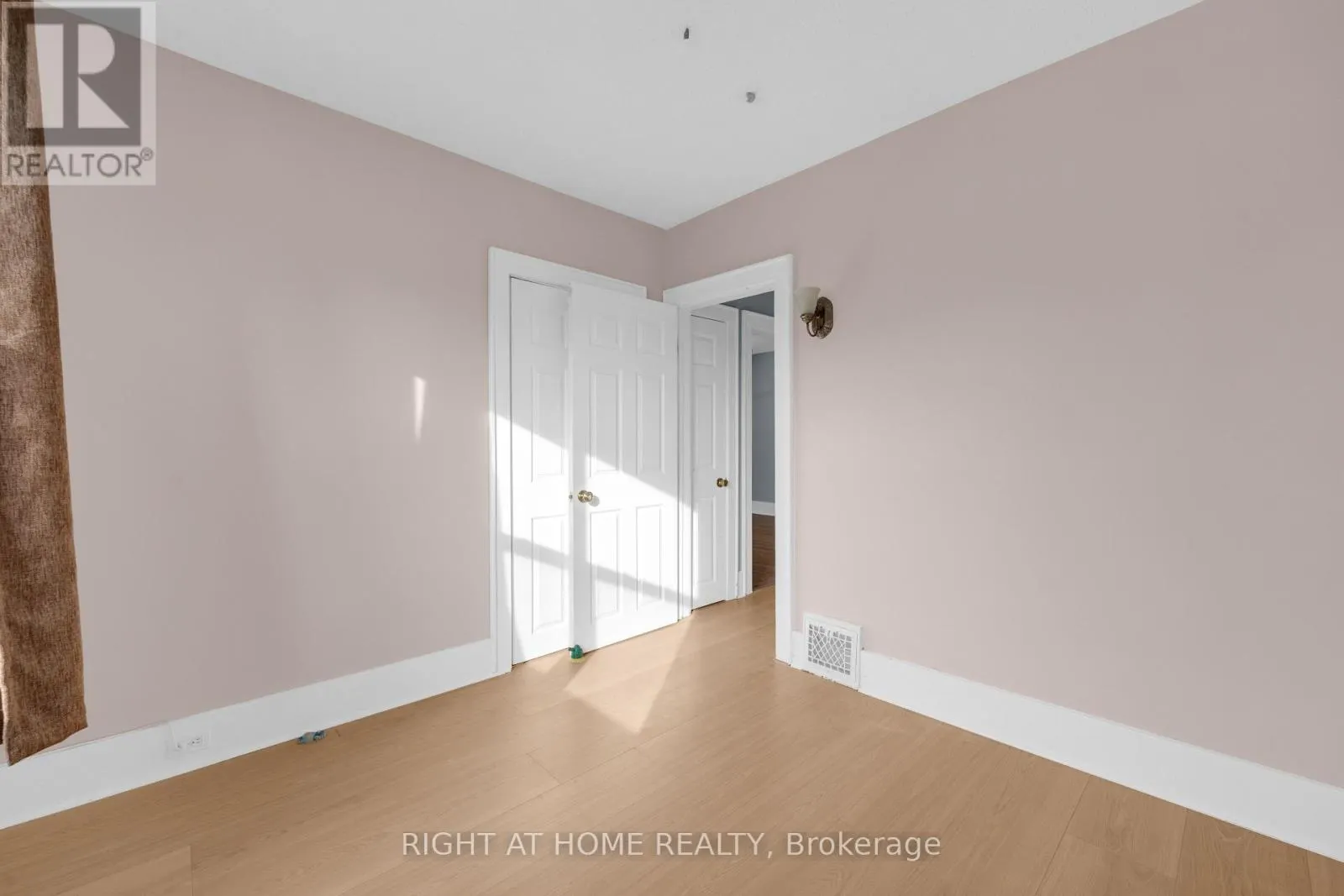 333 RAWDON STREET