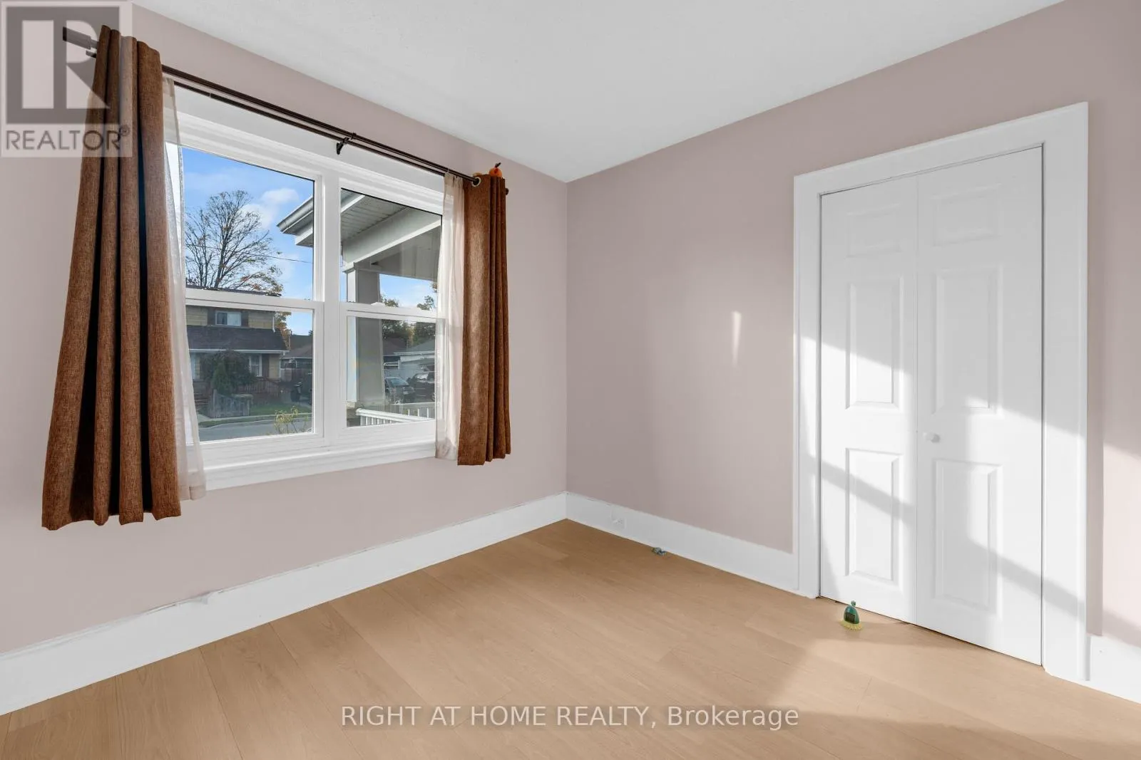 333 RAWDON STREET