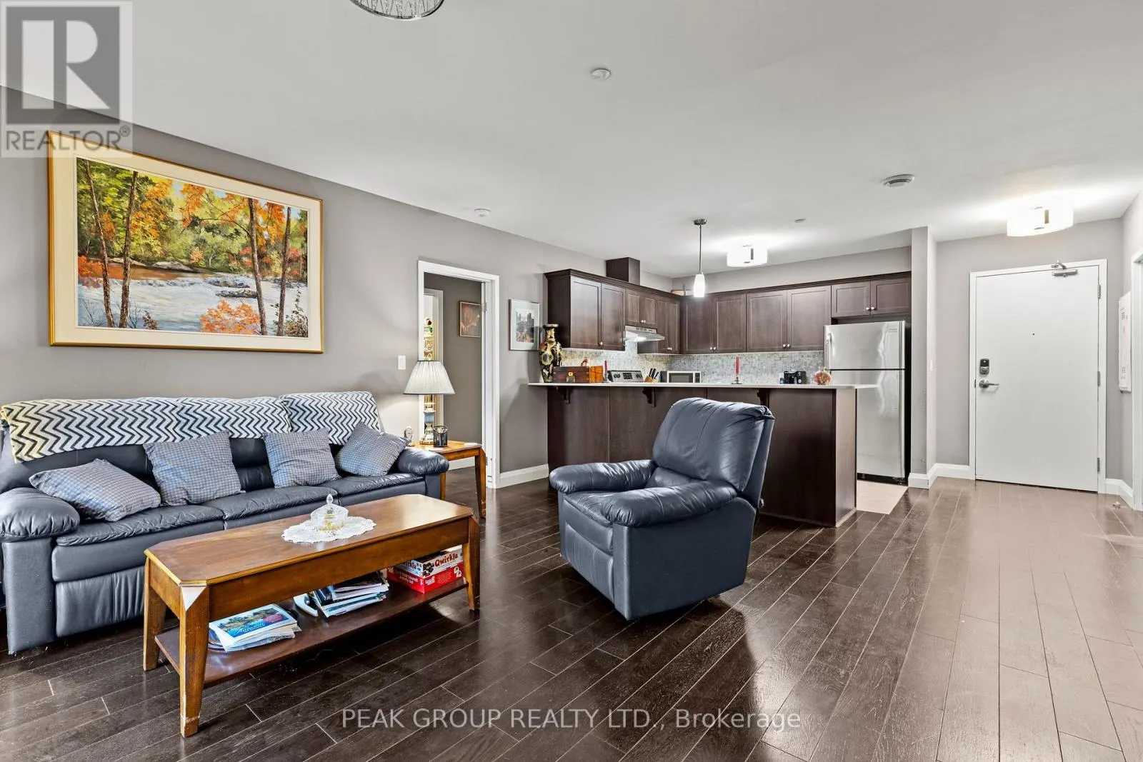 106 - 26 WELLINGTON STREET #106