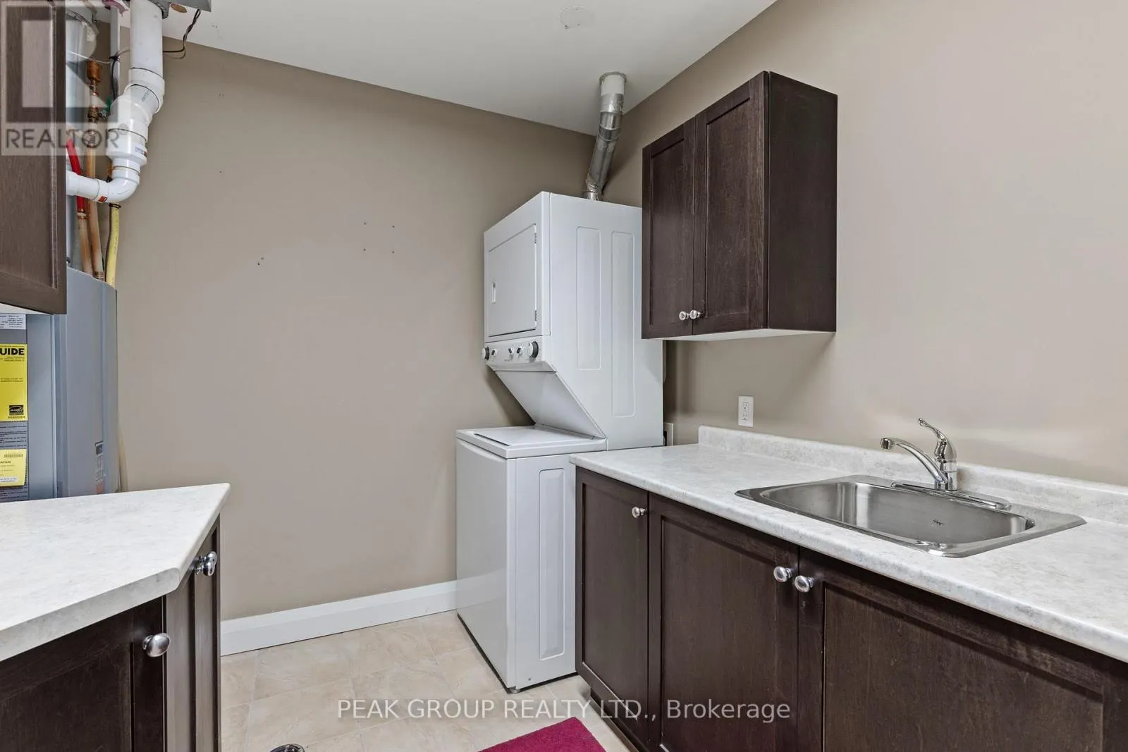 106 - 26 WELLINGTON STREET #106