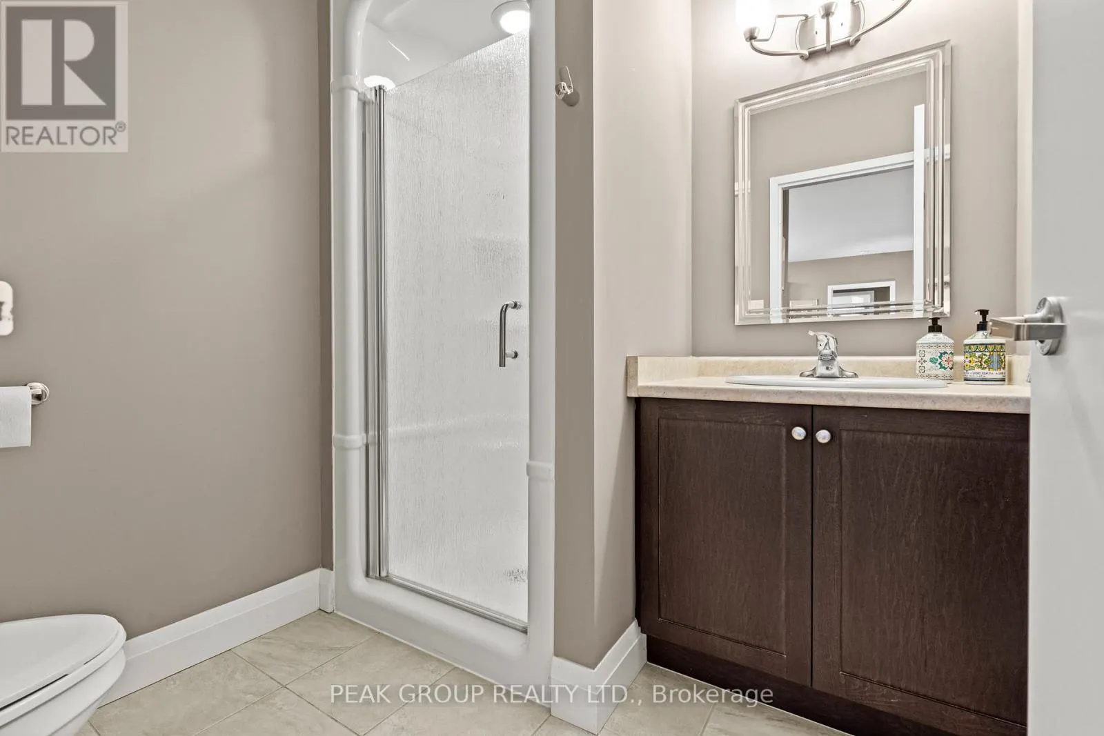 106 - 26 WELLINGTON STREET #106