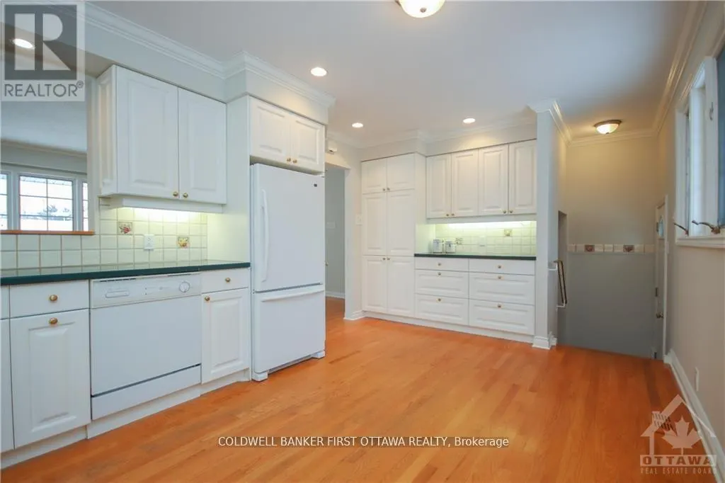 74 HILLIARD AVENUE