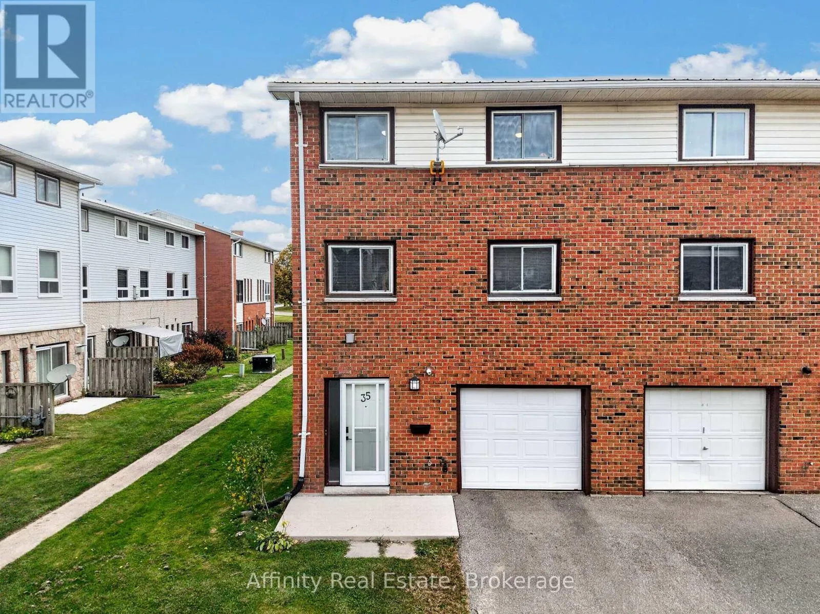 35 - 129 CONCESSION STREET E