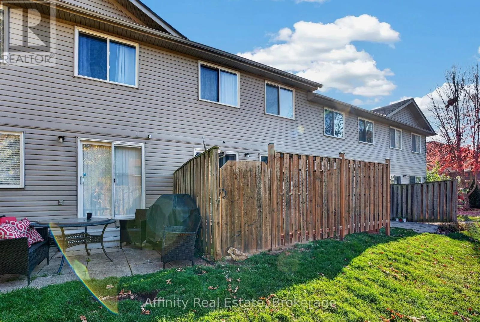 20 - 120 DUDHOPE AVENUE