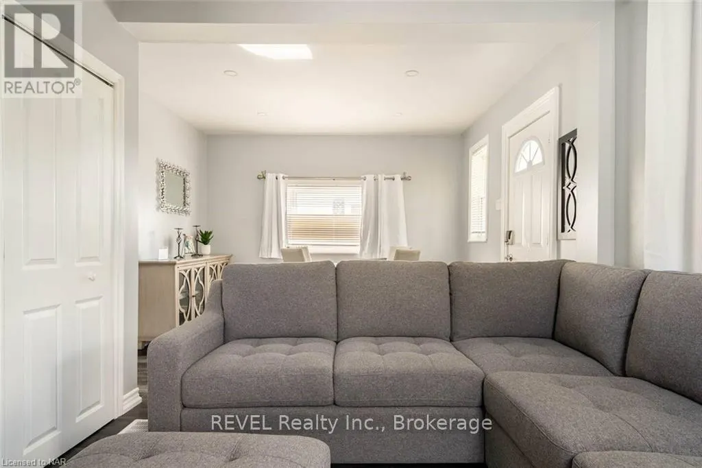 UPPER - 6413 FREDERICA STREET #upper