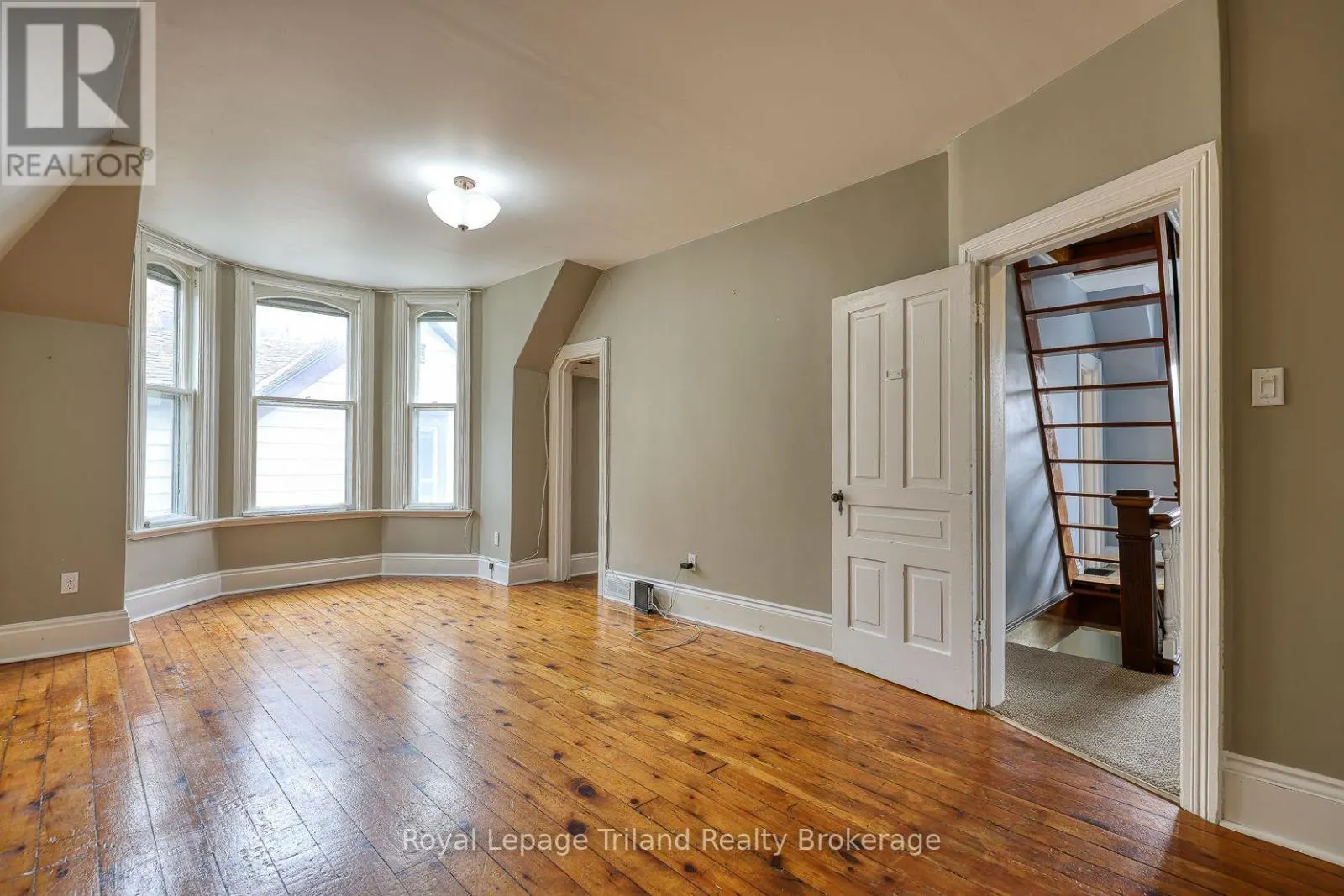 599 INGERSOLL AVENUE