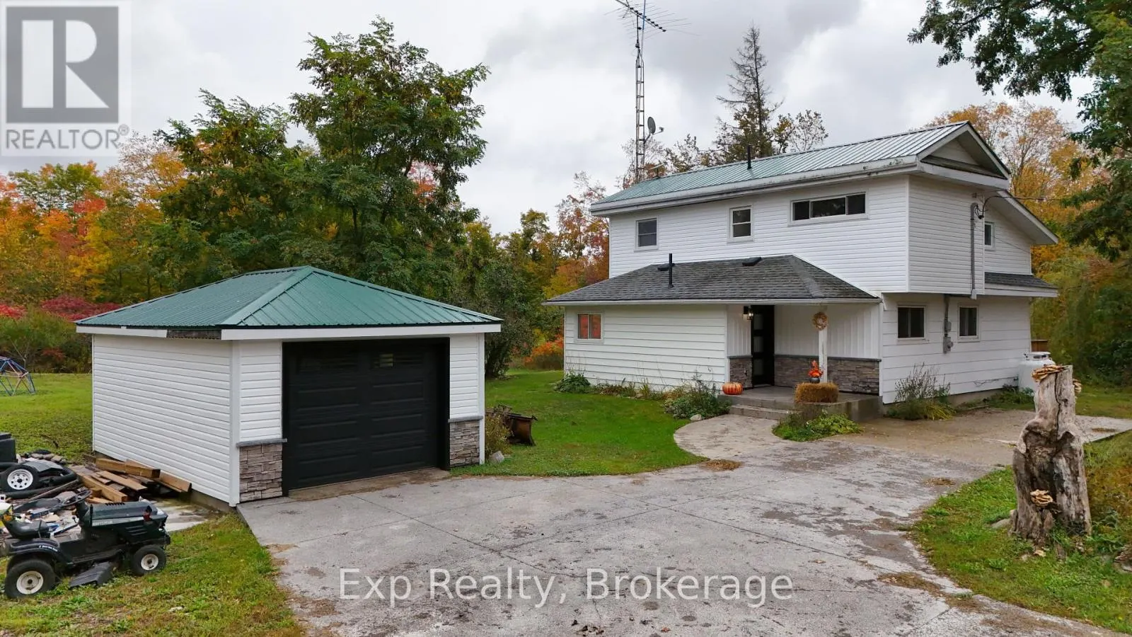 2988 COUNTY  44 ROAD