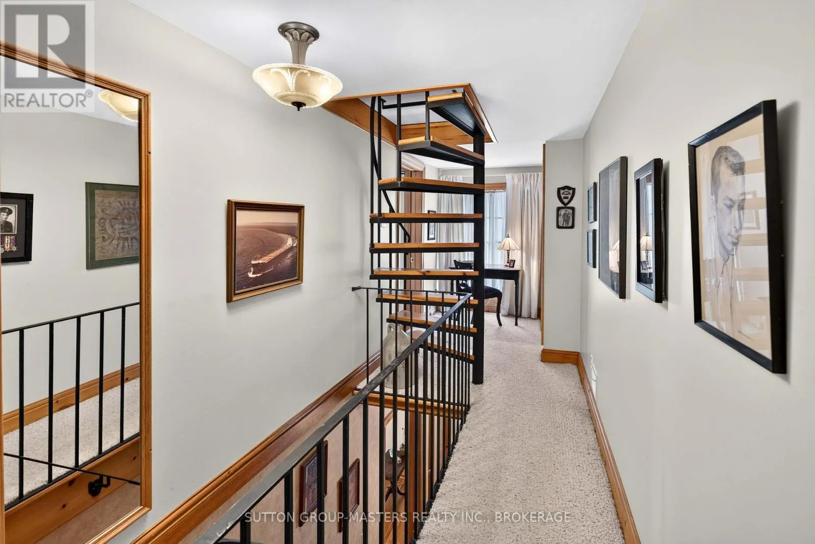 212 MACDONNELL STREET