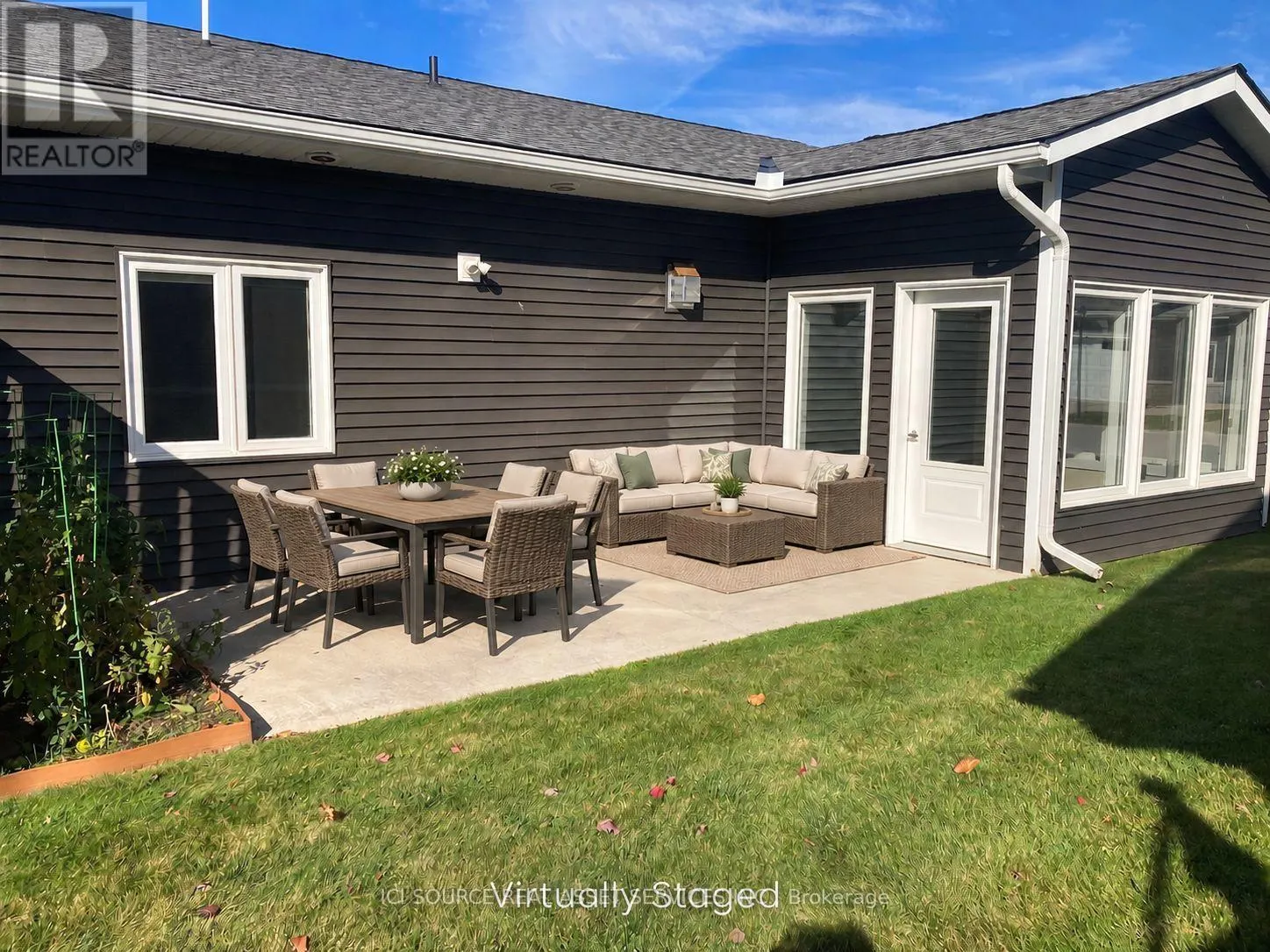 14 - 2380 9TH AVENUE E