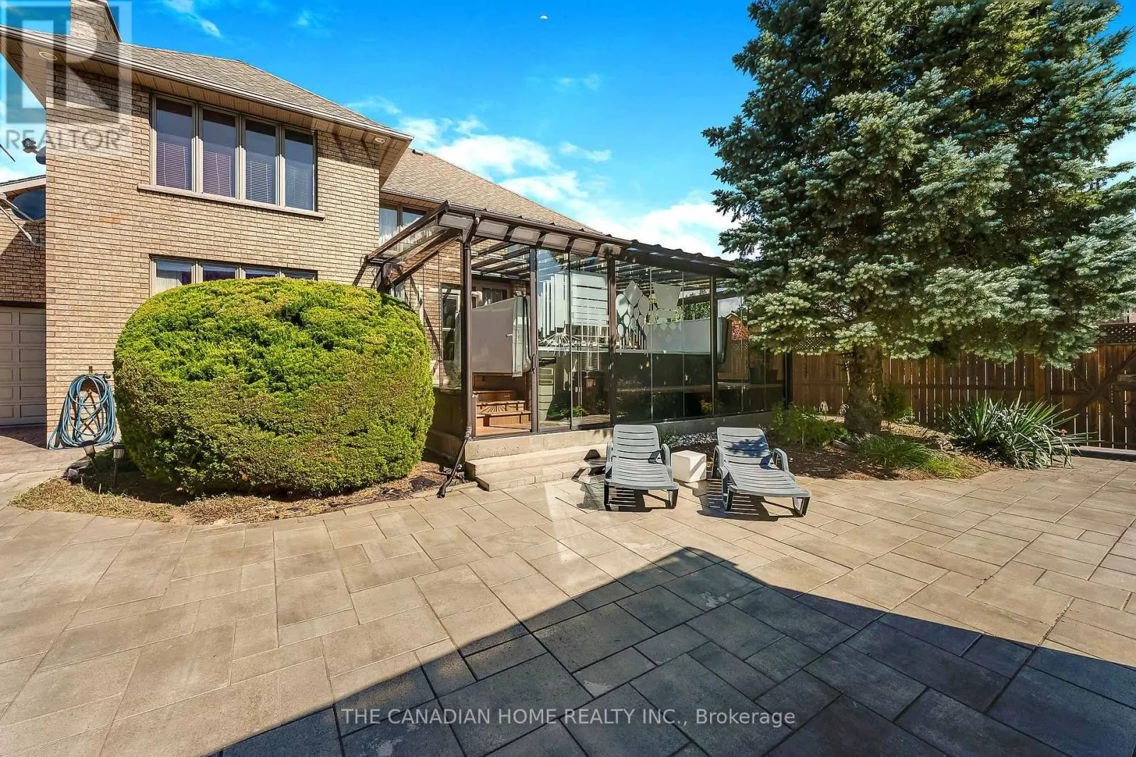 19 SUSAN DRIVE