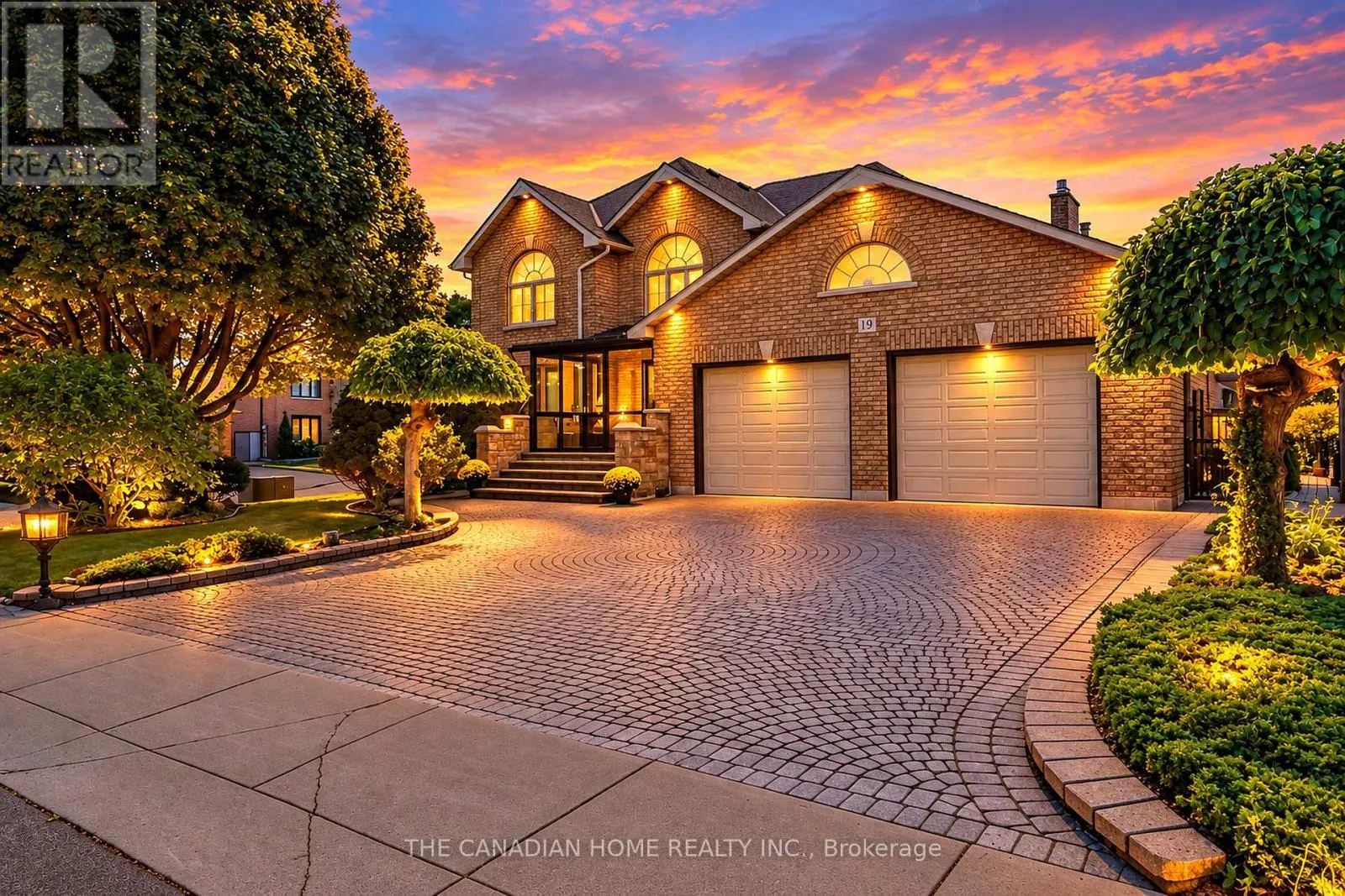 19 SUSAN DRIVE