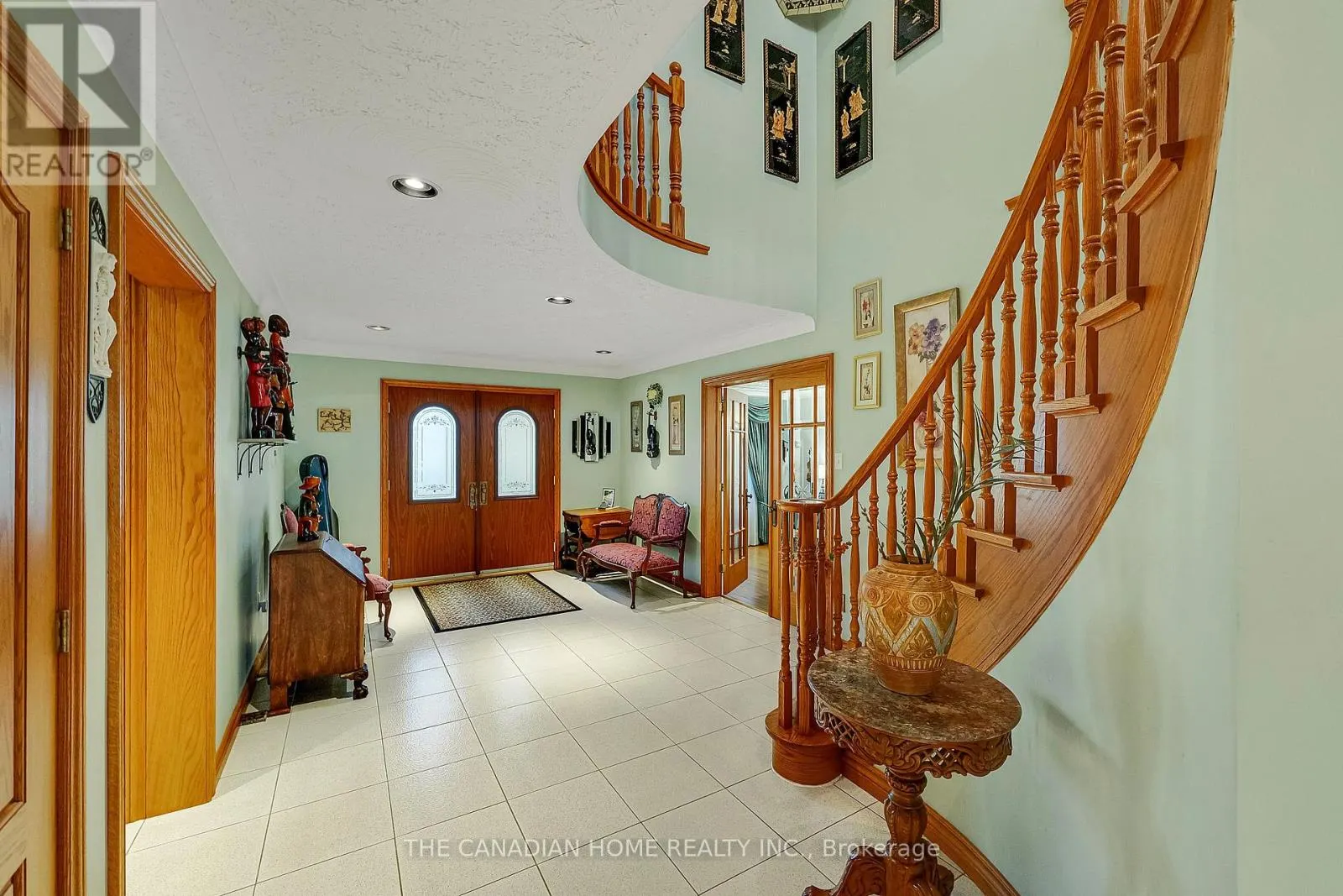 19 SUSAN DRIVE