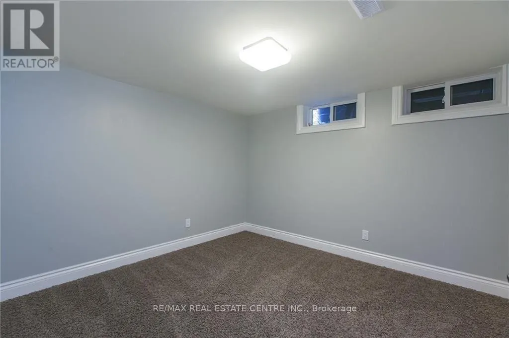 LOWER - 119 ALISON AVENUE