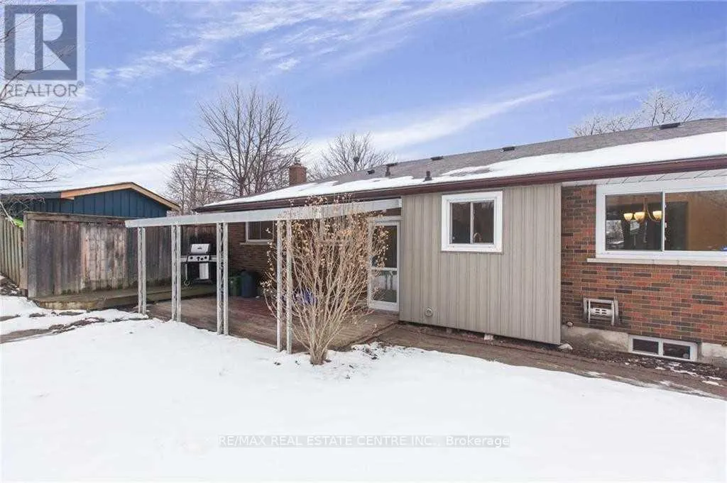 LOWER - 119 ALISON AVENUE