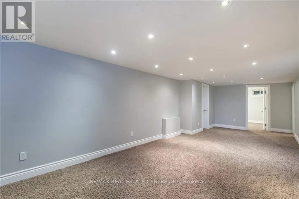 LOWER - 119 ALISON AVENUE