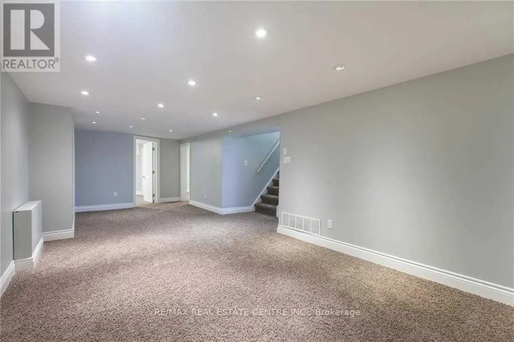 LOWER - 119 ALISON AVENUE