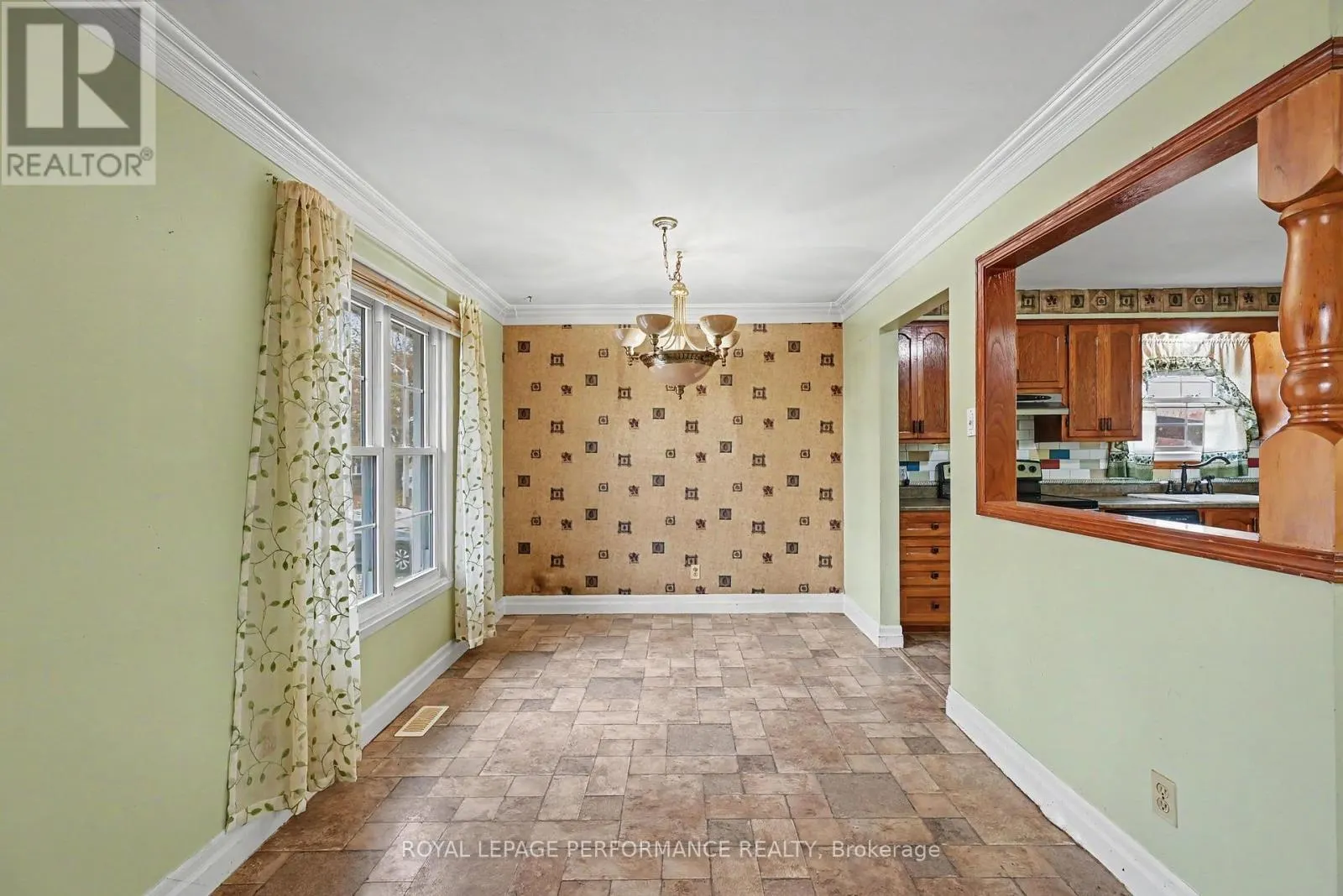 281 MEADOWVALE CRESCENT