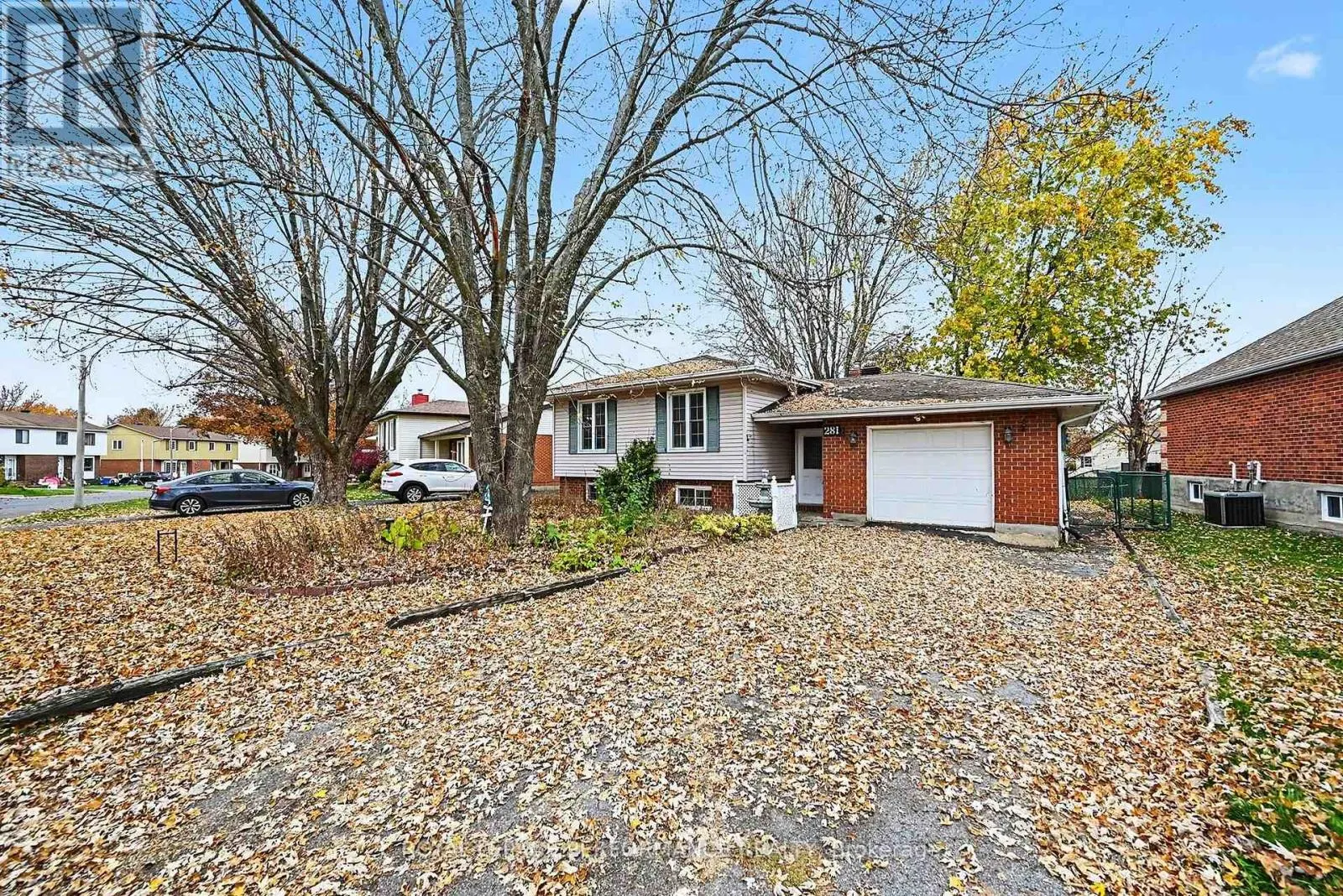 281 MEADOWVALE CRESCENT