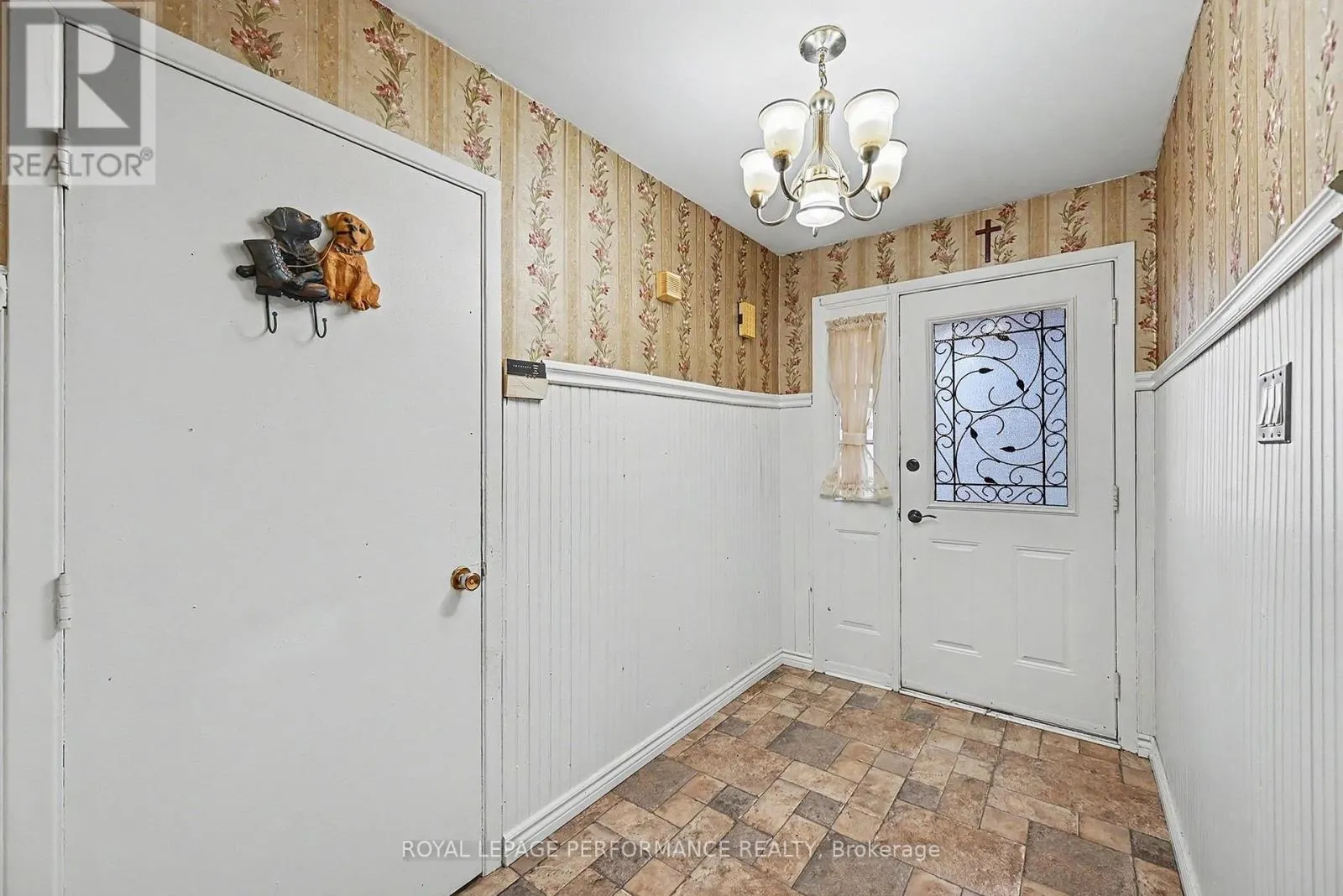 281 MEADOWVALE CRESCENT