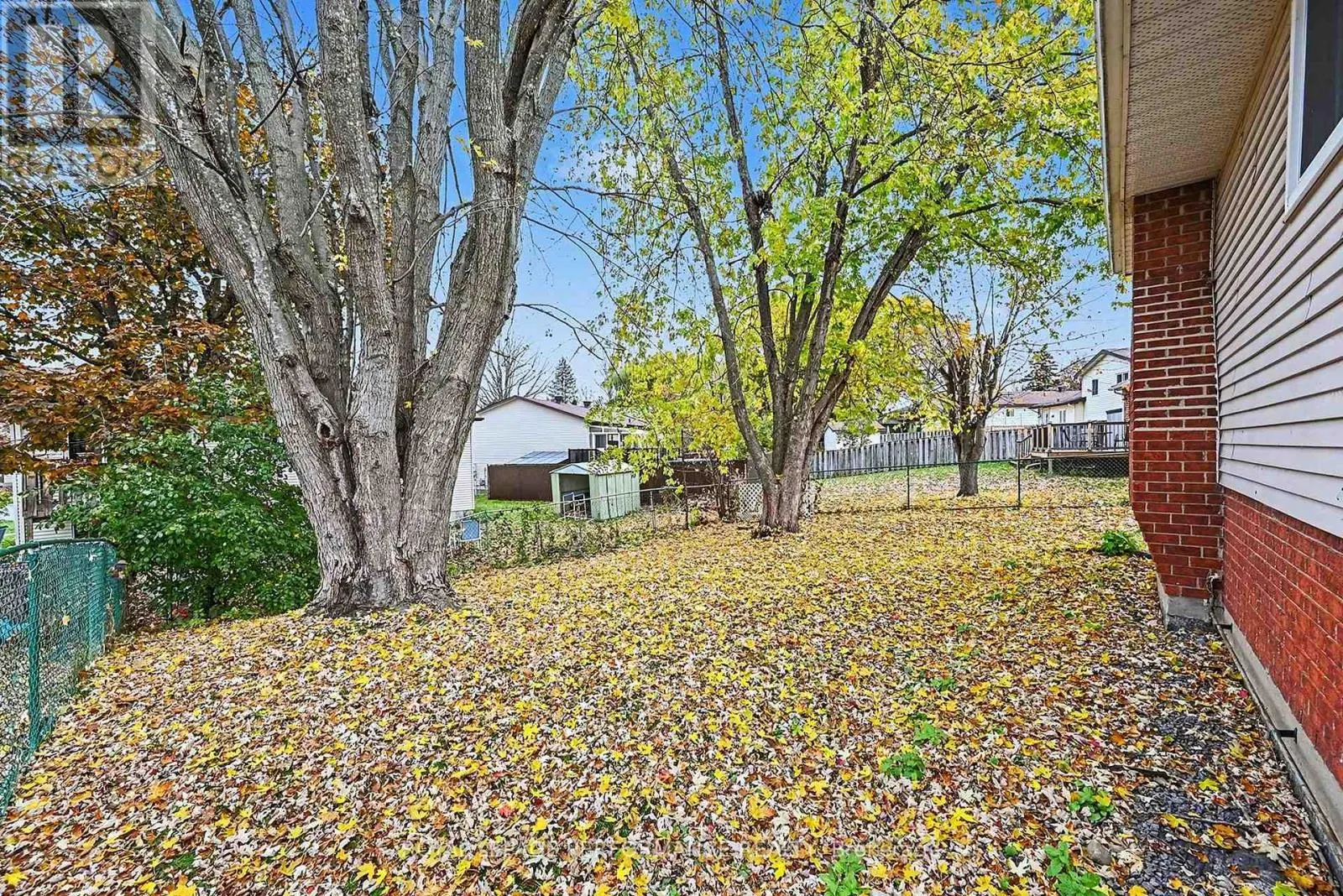 281 MEADOWVALE CRESCENT