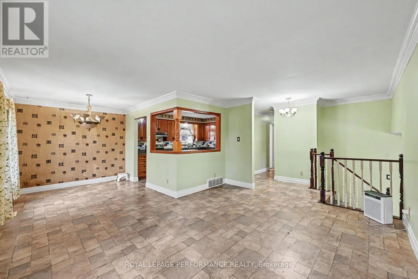 281 MEADOWVALE CRESCENT