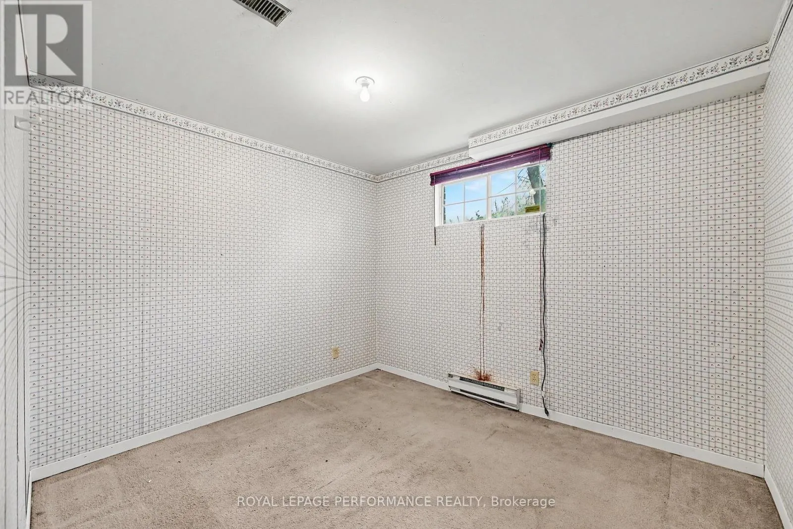 281 MEADOWVALE CRESCENT