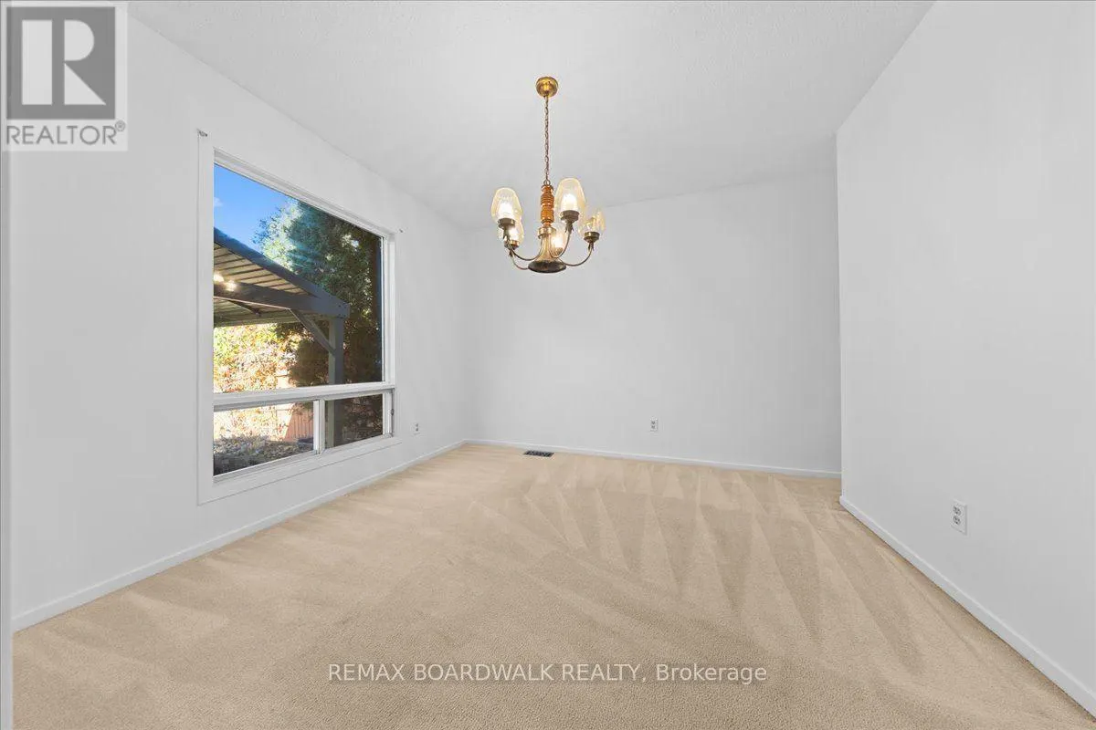 1025 ARROWHEAD PLACE