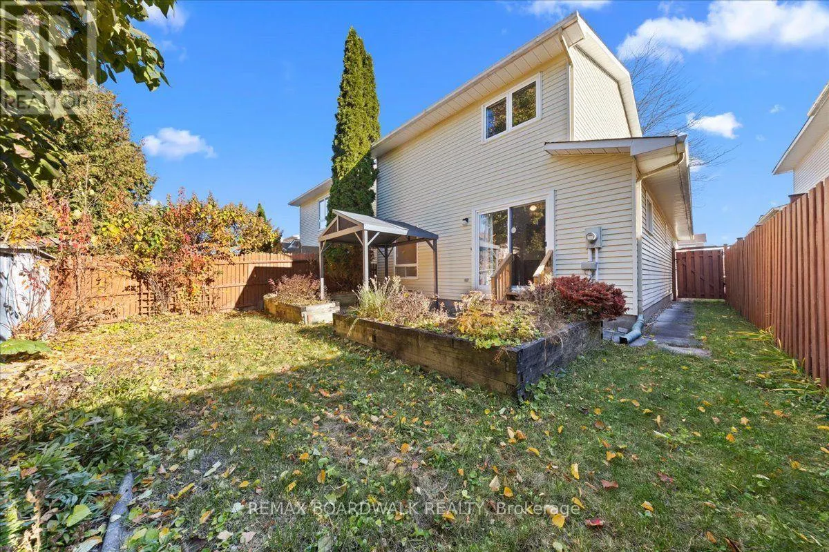 1025 ARROWHEAD PLACE