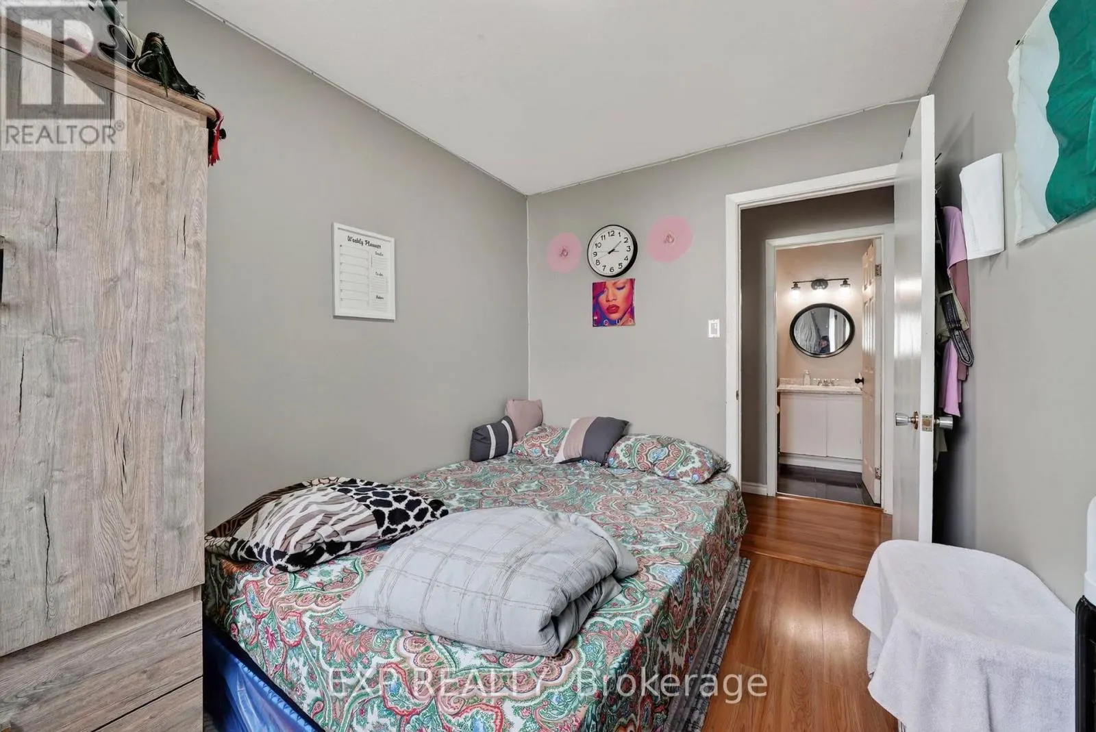 327 ANGELA CRESCENT