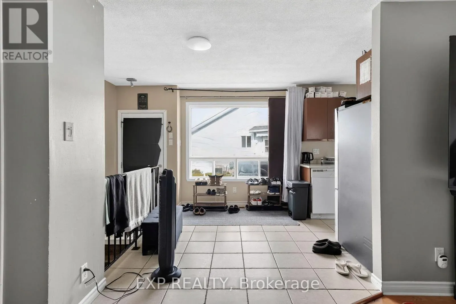 327 ANGELA CRESCENT