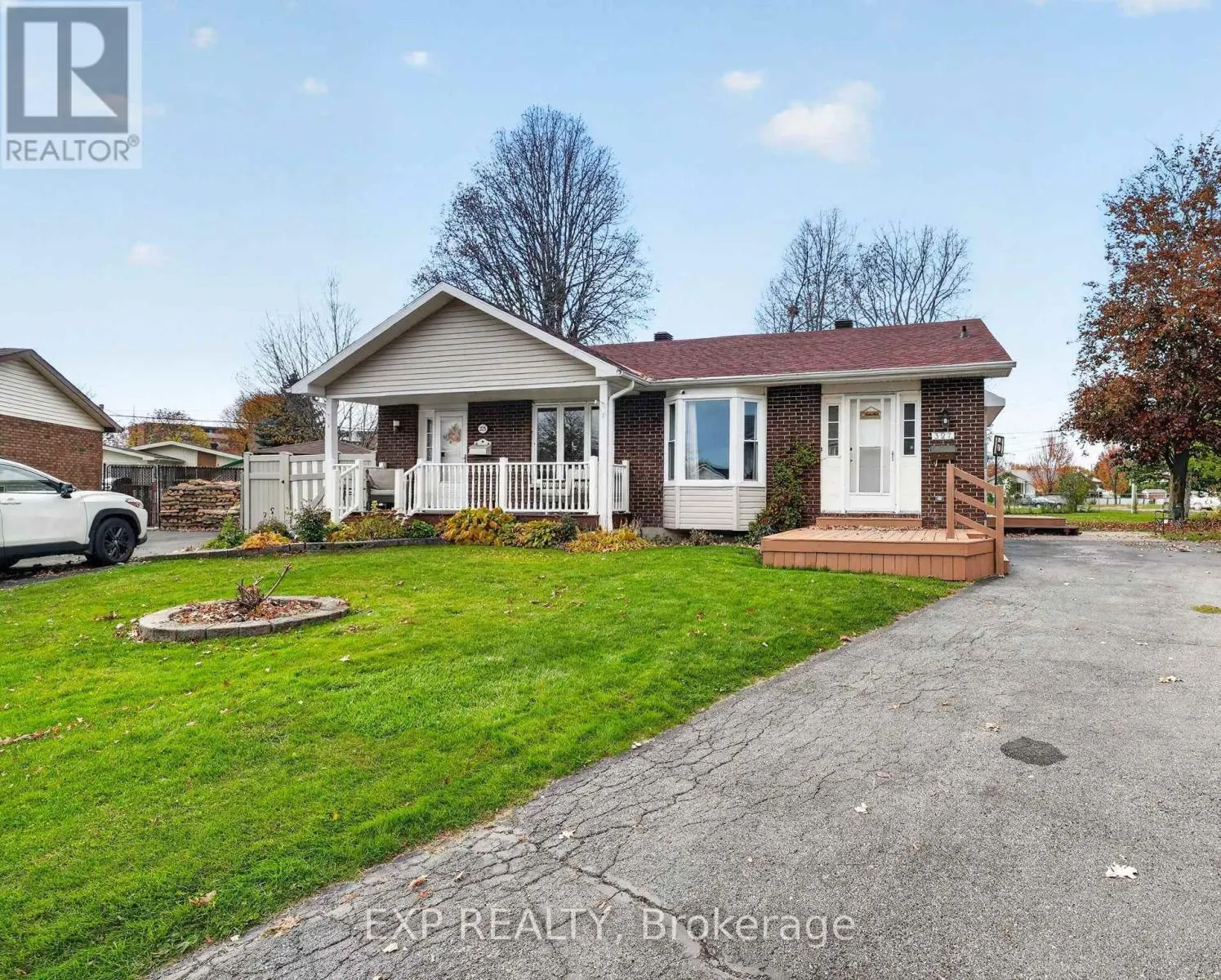327 ANGELA CRESCENT